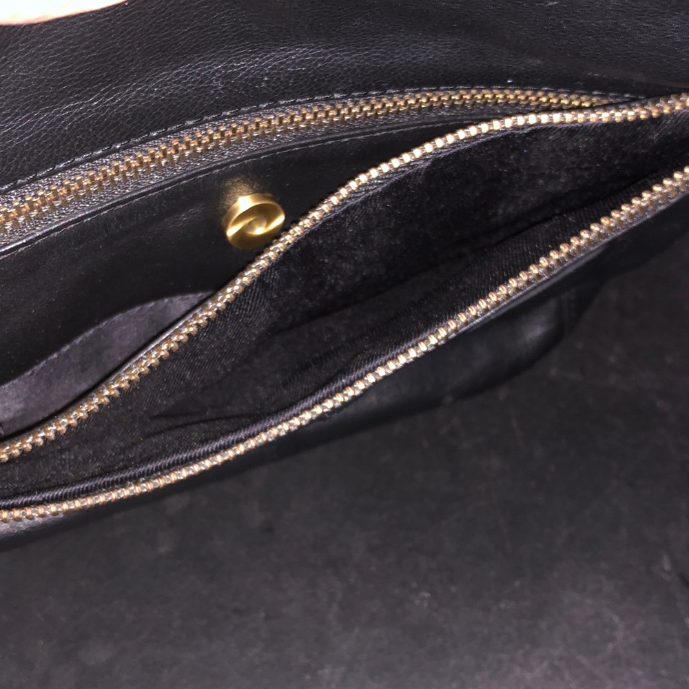 Great American LeatherWorks Leather Crossbody Bag - Picture 9 of 11